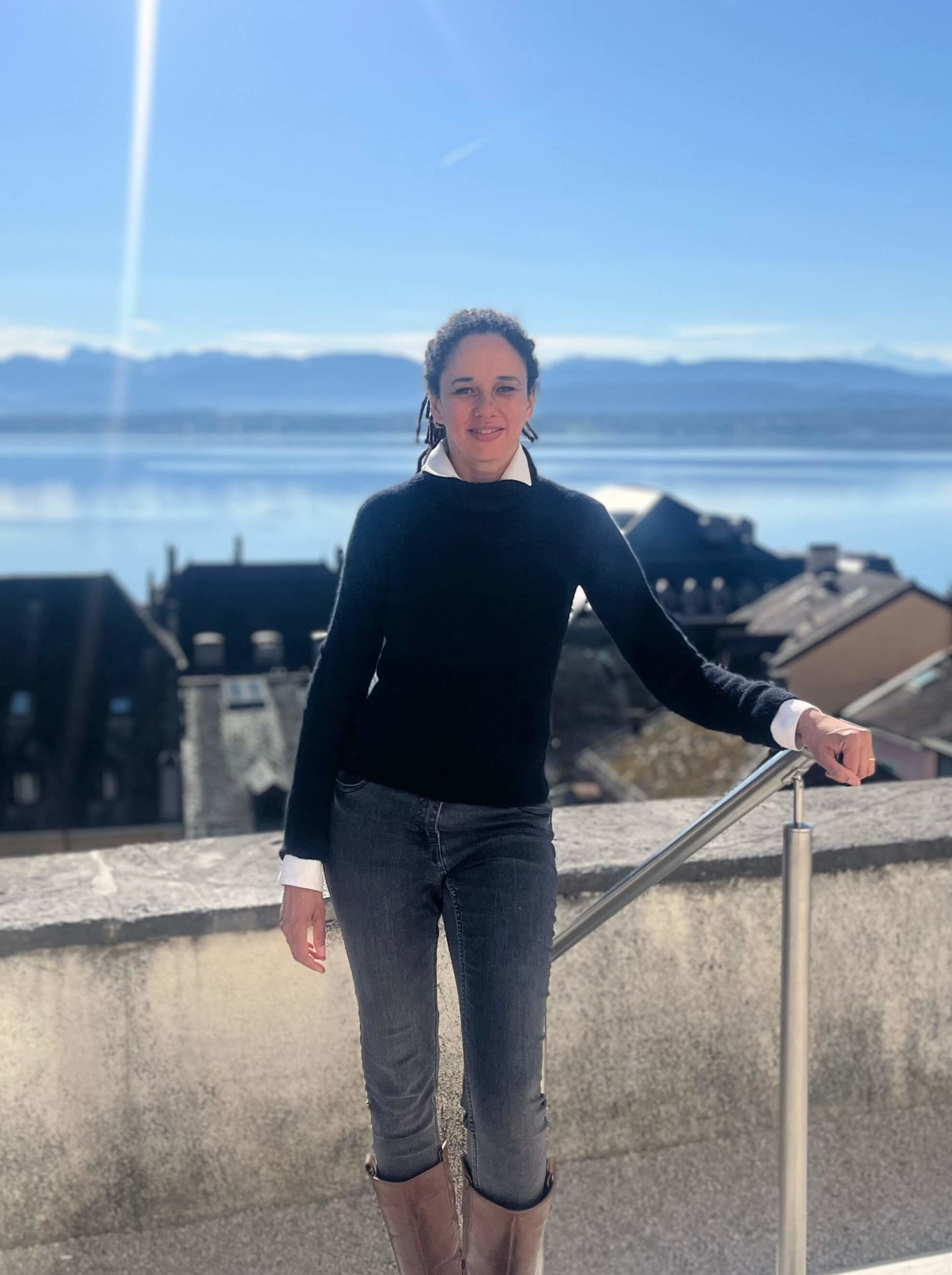 Tiphaine Onissah, dame de compagnie pour personnes âgées à Nyon et Terre Sainte